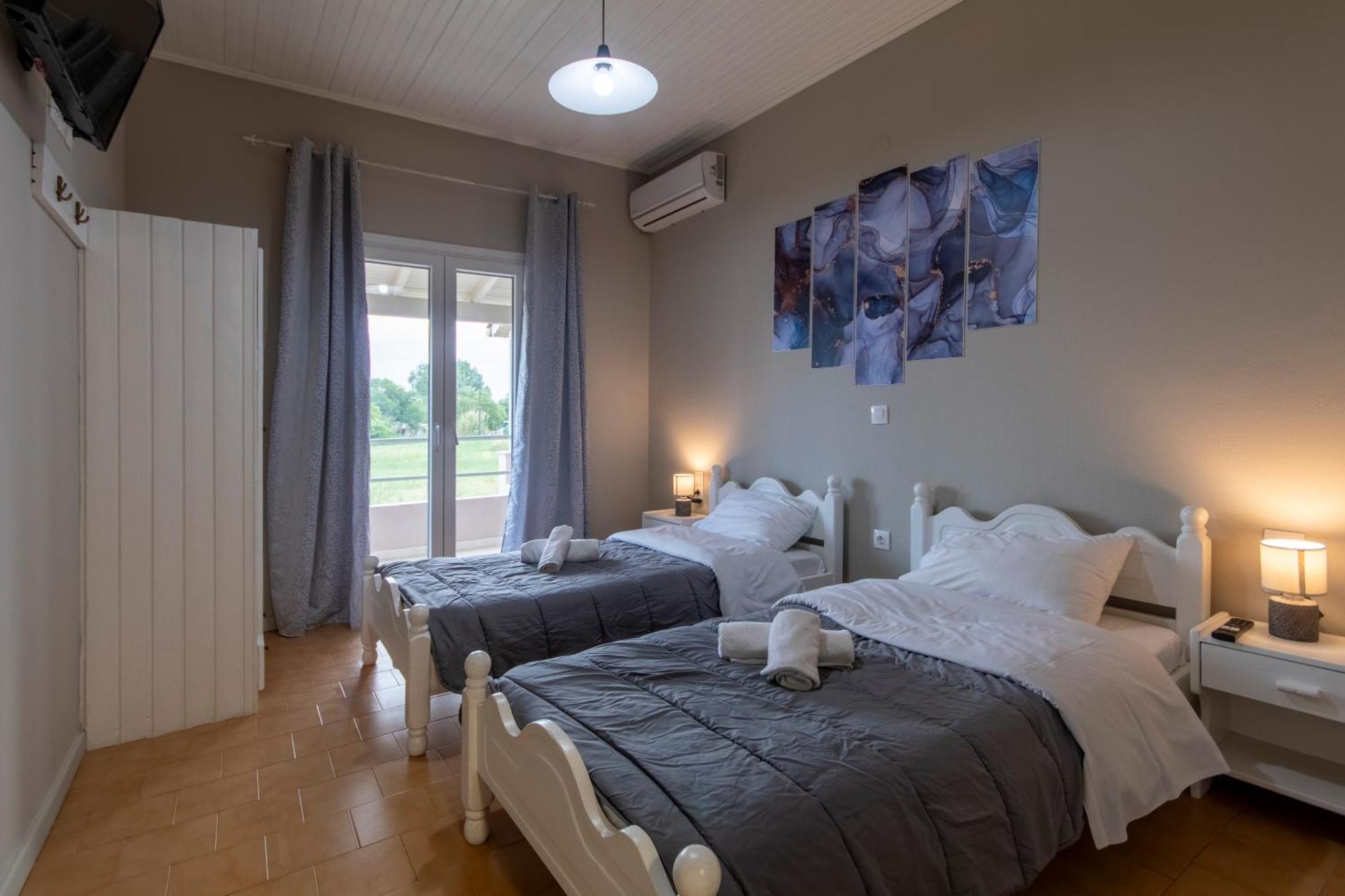 Evelina Luxury Suites In Corfu 입소스 외부 사진